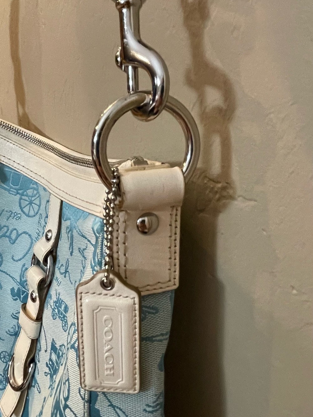 Coach Light Blue Signature Canvas Shoulder Bag Cream Trim horse carriage canvas - Picture 4 of 7